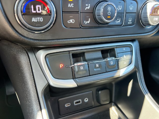 Used 2023 GMC Terrain SLE w/ Driver Convenience Package AWD/4WD image 15