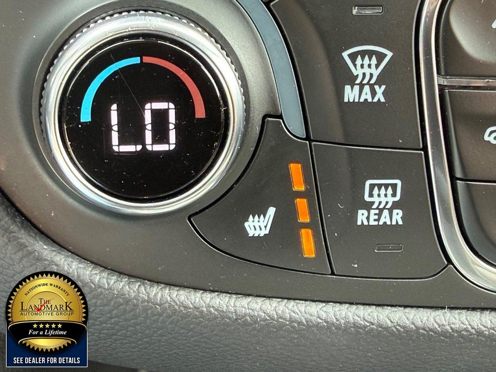 Used 2024 Chevrolet Equinox LT FWD image 14