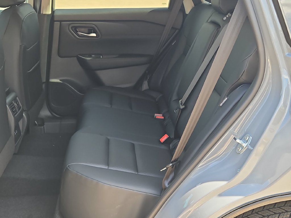 New 2026 Nissan Rogue Dark Armor FWD image 17