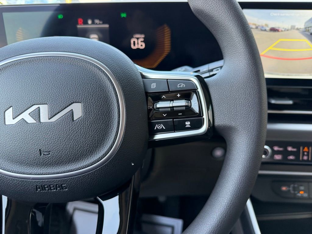 New 2026 Kia Carnival LX image 33