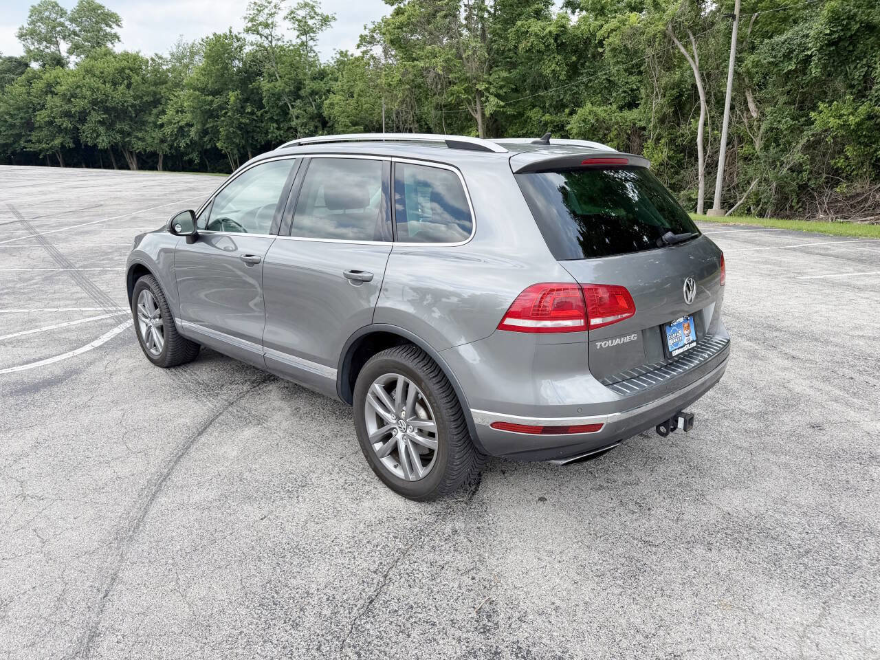 Used 2016 Volkswagen Touareg VR6 AWD/4WD image 7