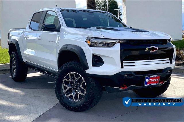 New 2026 Chevrolet Colorado ZR2 w/ Technology Package AWD/4WD video 2