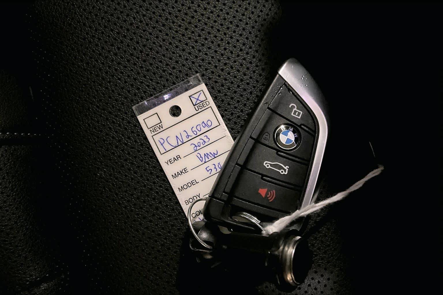 Certified 2023 BMW 530i xDrive w/ Premium Package AWD/4WD image 14