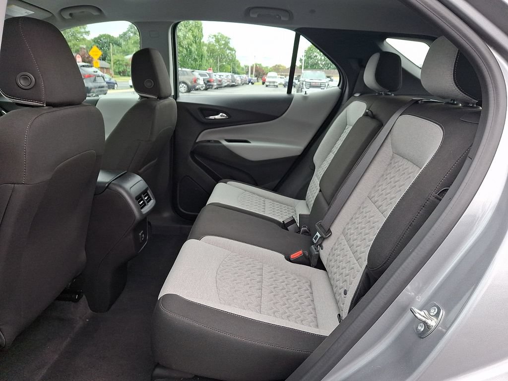 Used 2024 Chevrolet Equinox LS AWD/4WD image 12
