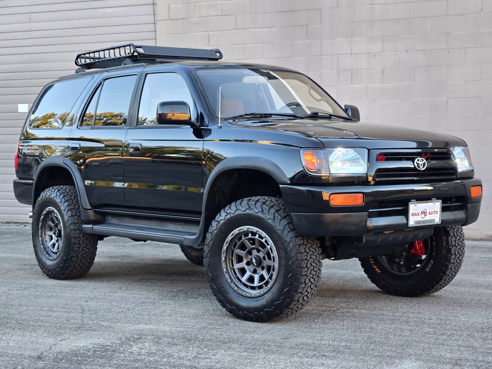 Used 1997 Toyota 4Runner SR5 AWD/4WD image 1