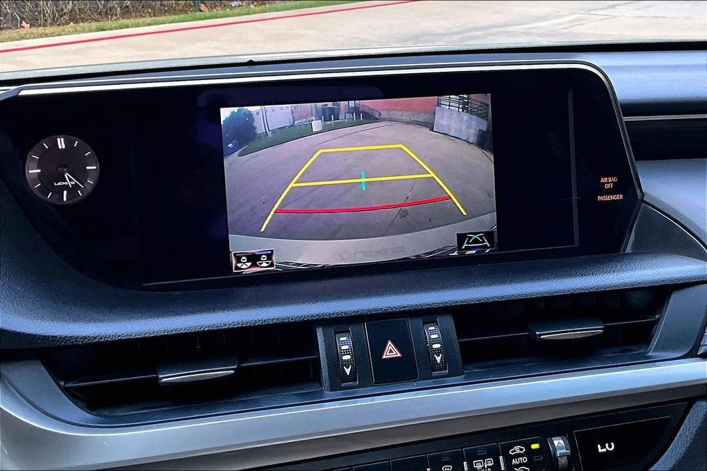 Used 2020 Lexus ES 350 w/ Accessory Package 2 FWD image 29