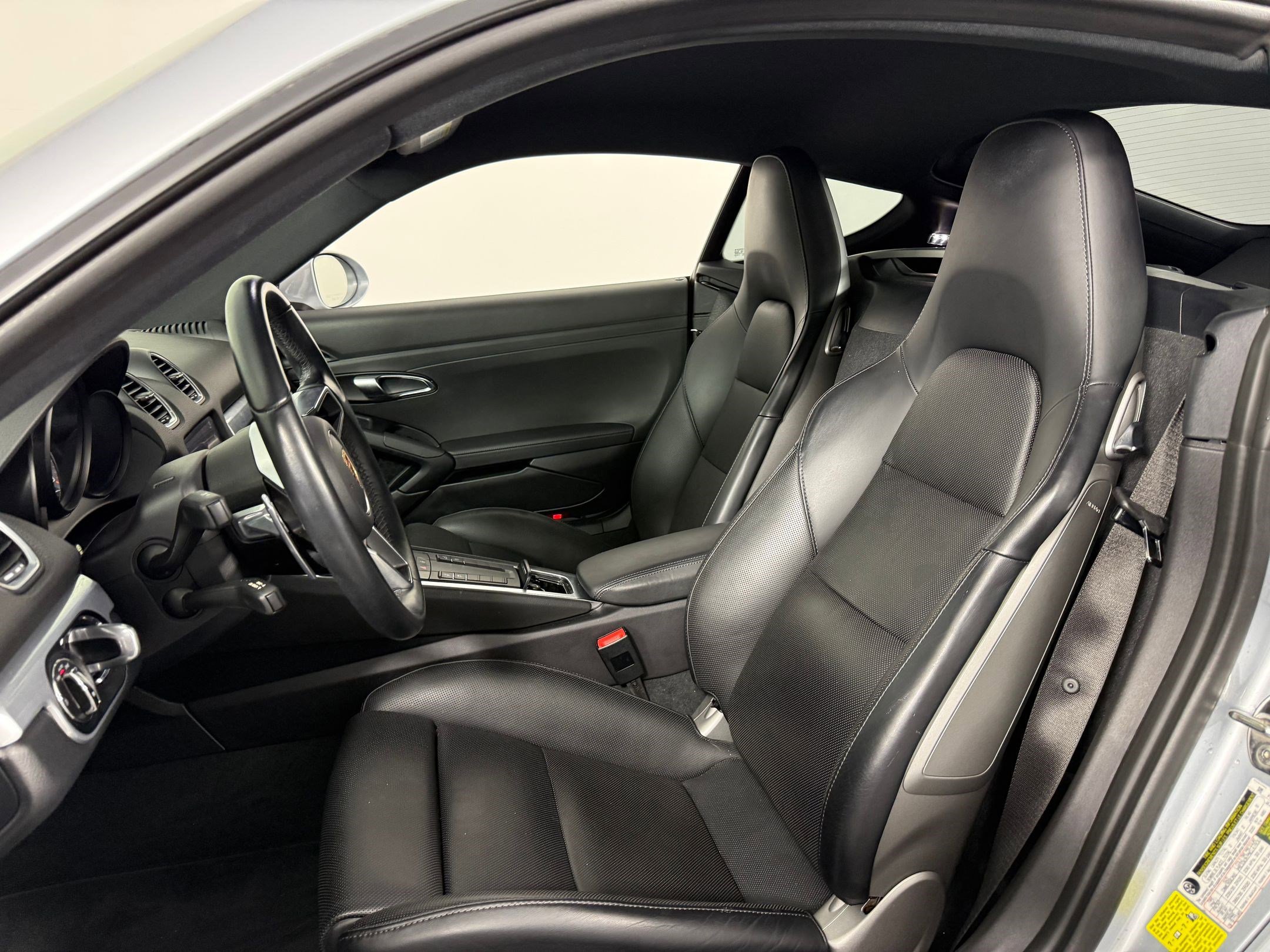 Used 2017 Porsche 718 Cayman S image 5