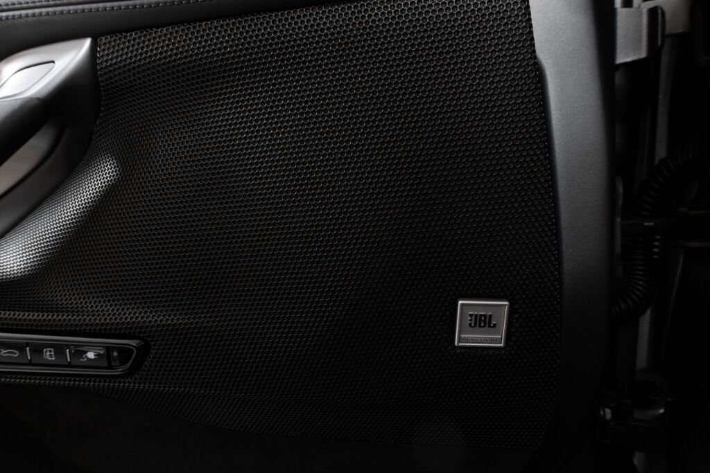 Certified 2024 Ferrari SF90 Spider image 27