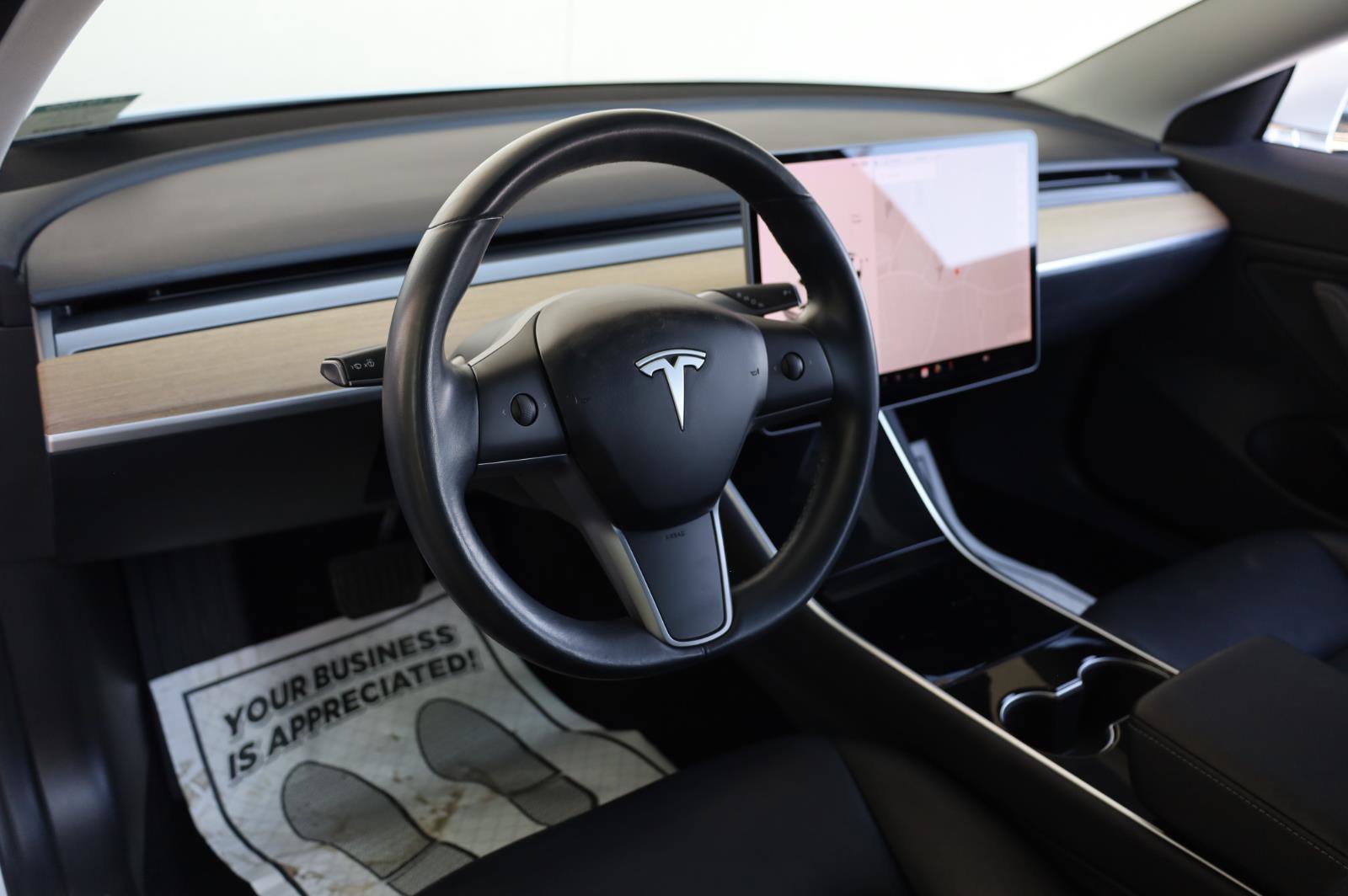 Used 2018 Tesla Model 3 Mid Range RWD image 13