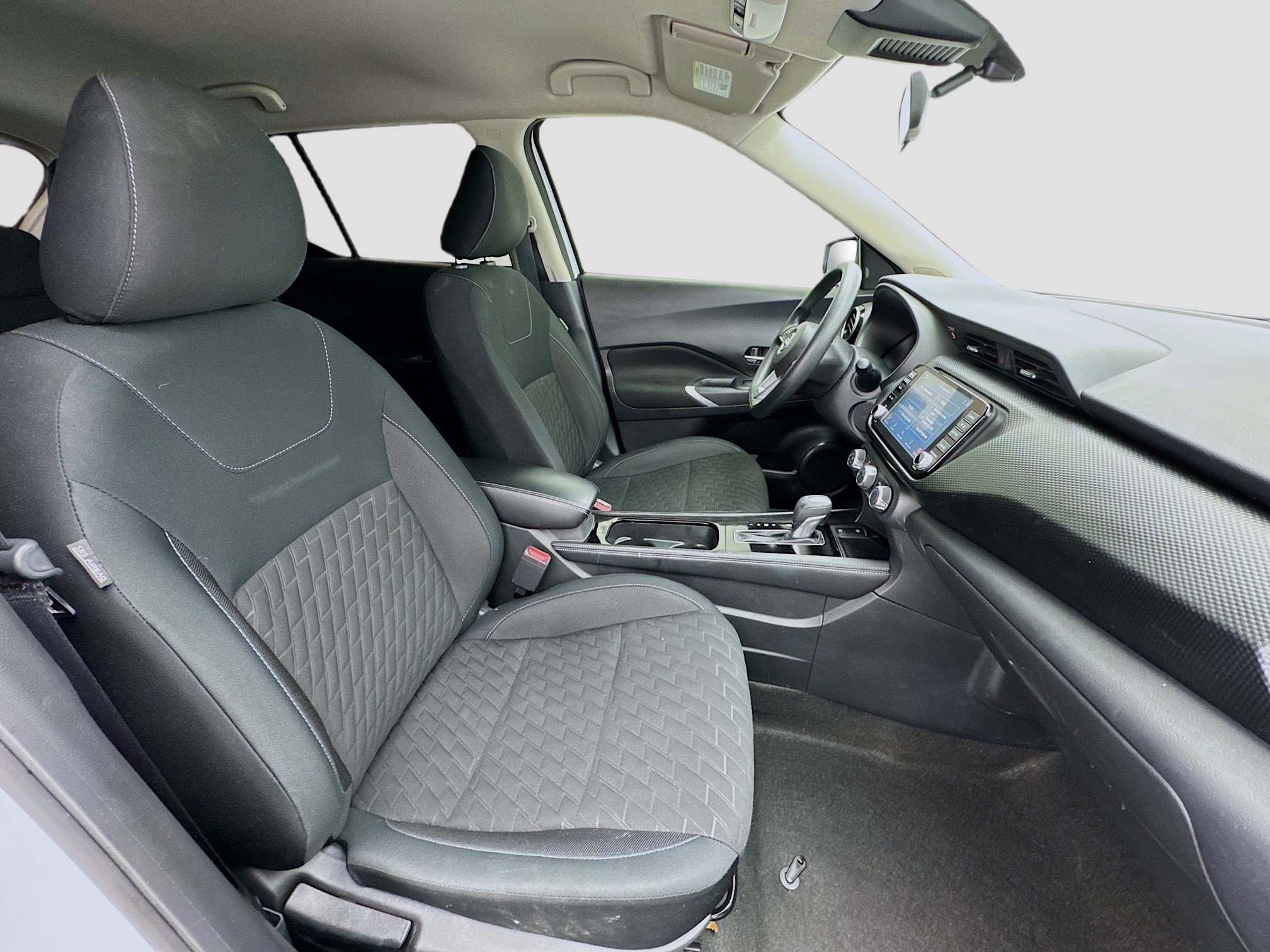 Used 2023 Nissan Kicks SV image 19