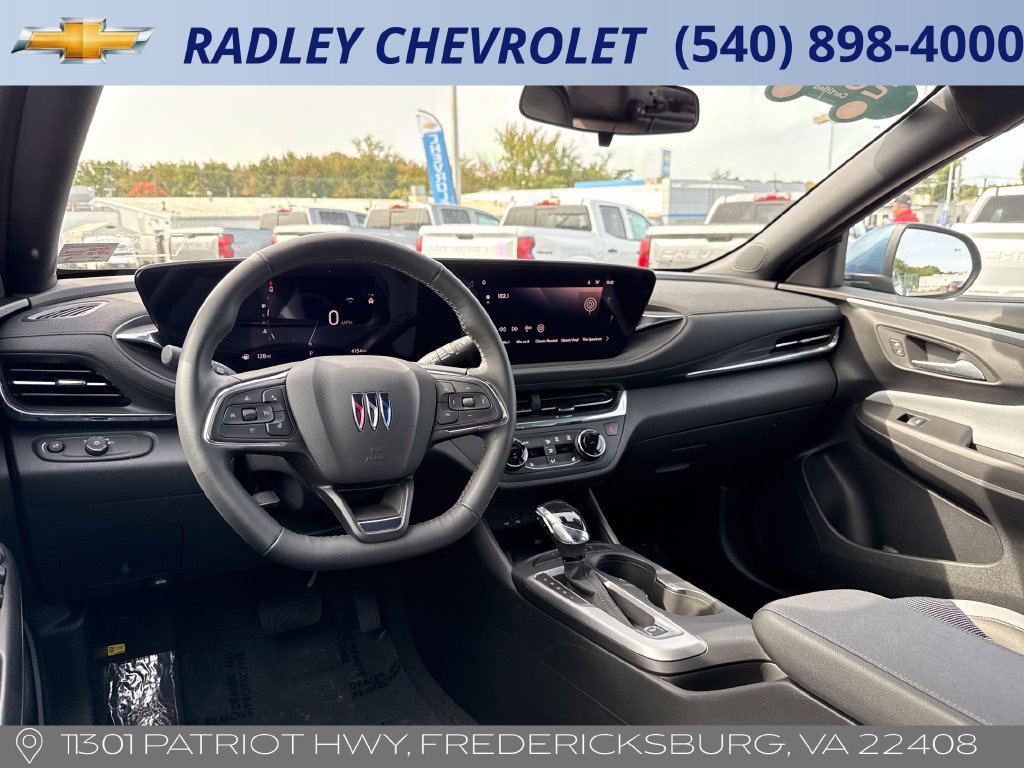 Certified 2025 Buick Envista Preferred w/ Convenience I Package FWD image 13