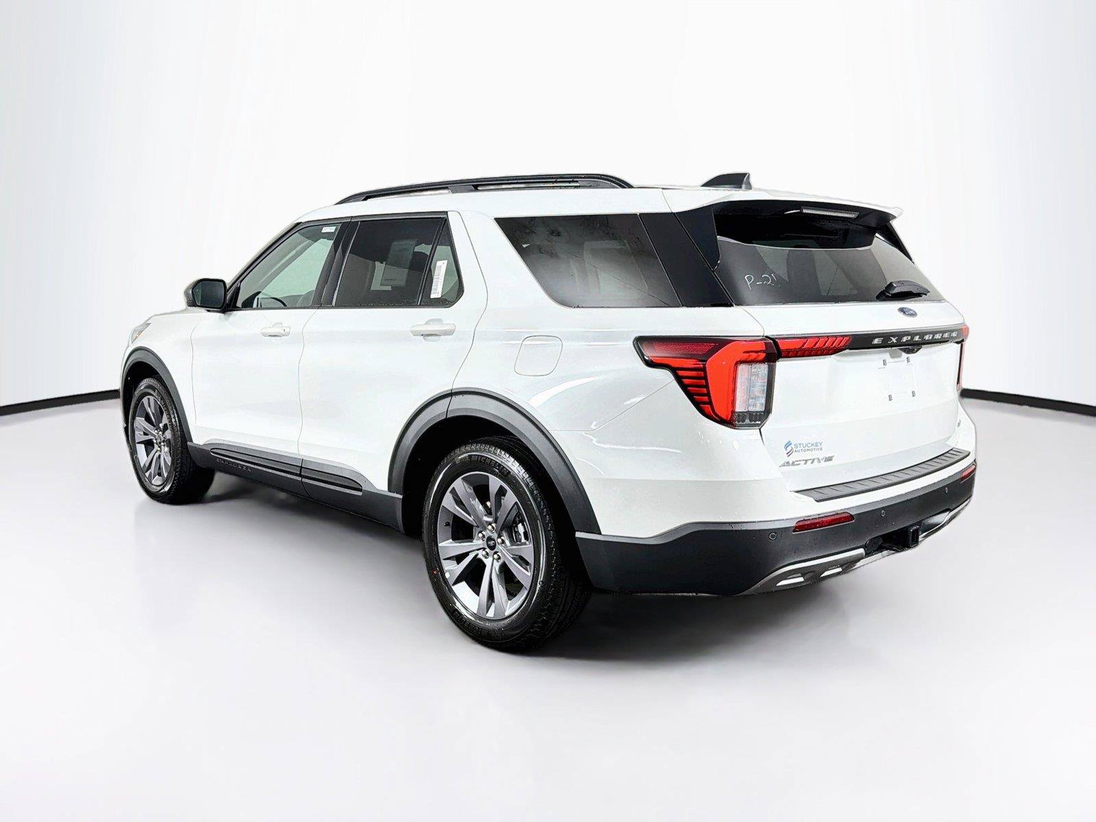 New 2026 Ford Explorer Active w/ Active Comfort Package AWD/4WD image 9