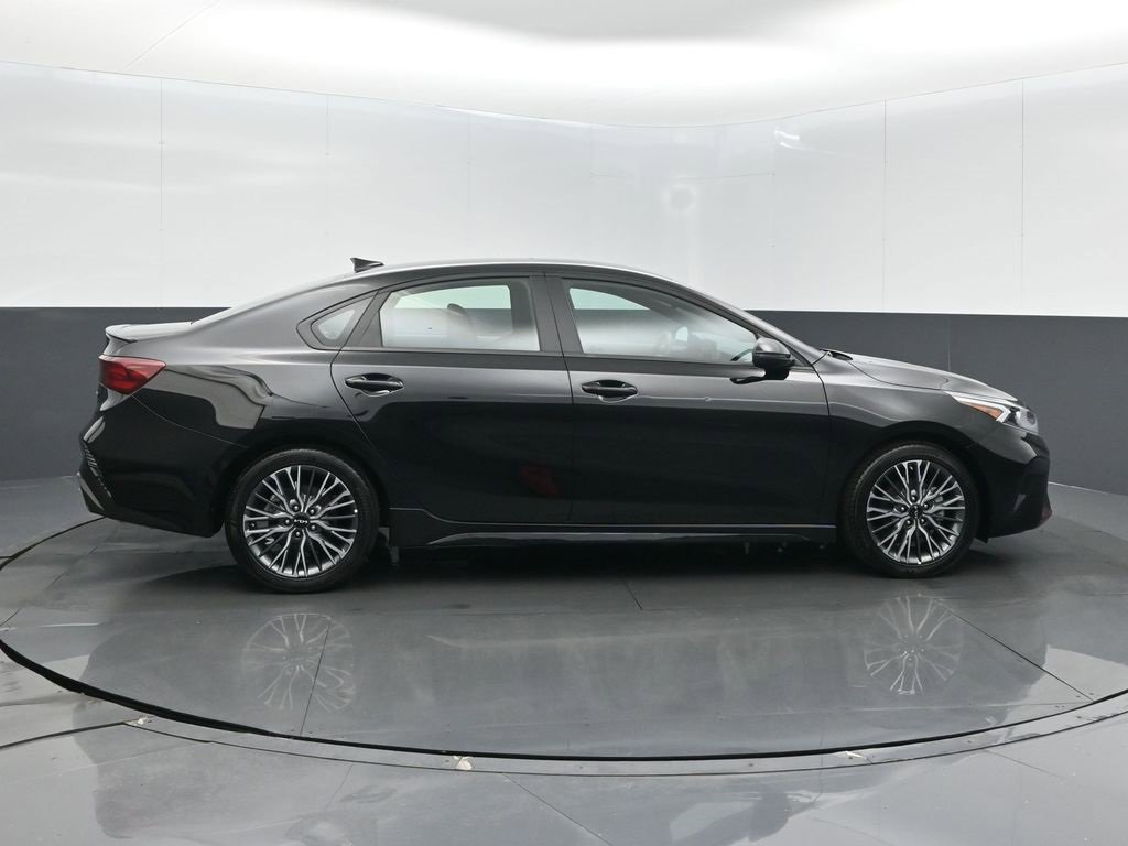 Used 2024 Kia Forte GT-Line w/ GT-Line Premium Package image 25