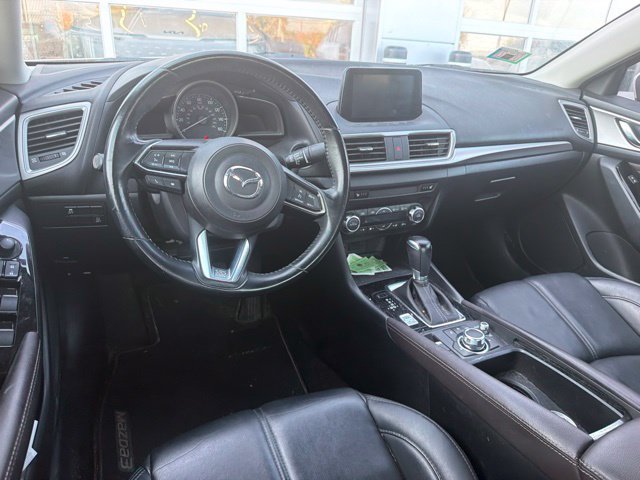 Used 2017 MAZDA MAZDA3 Touring FWD image 22