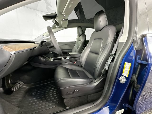 Used 2022 Tesla Model Y Long Range AWD/4WD image 4