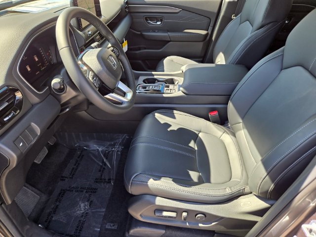 New 2026 Honda Pilot Touring image 7