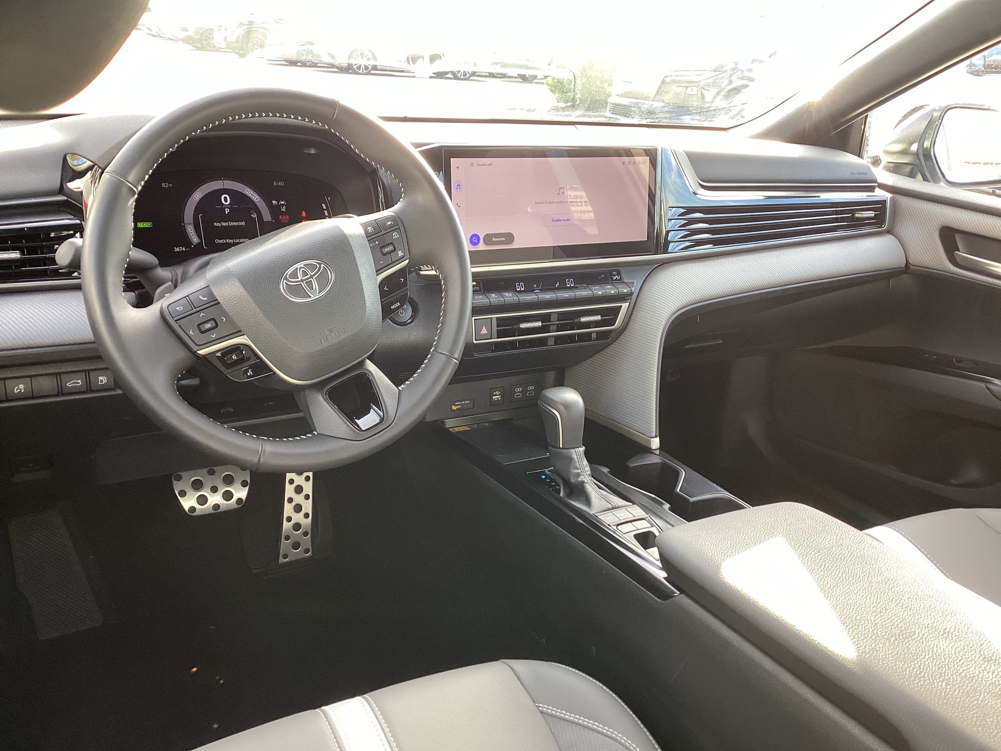 Used 2026 Toyota Camry SE w/ Multimedia Upgrade Package FWD image 13