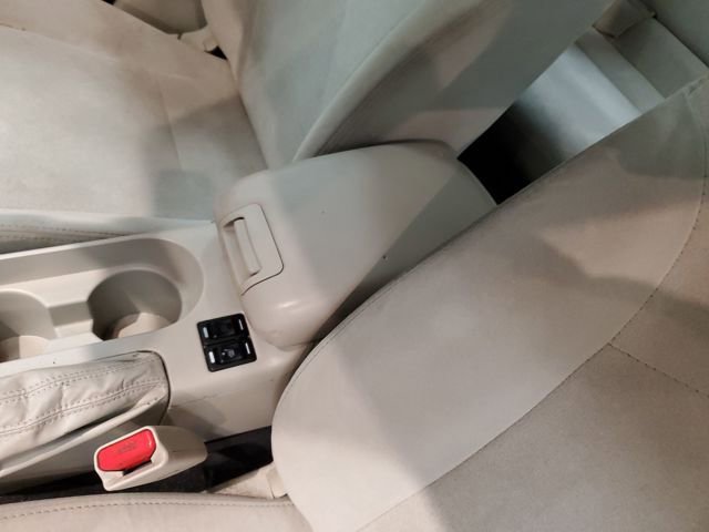 Used 2011 Subaru Impreza 2.5i Premium w/ PWR Moonroof Value Pkg image 27