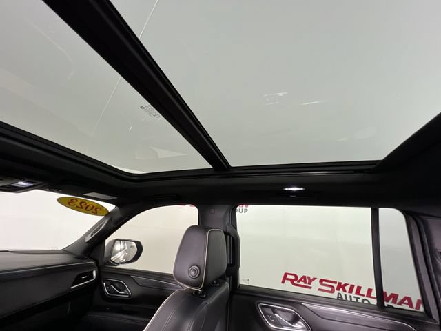 Used 2023 GMC Yukon XL SLT AWD/4WD image 26