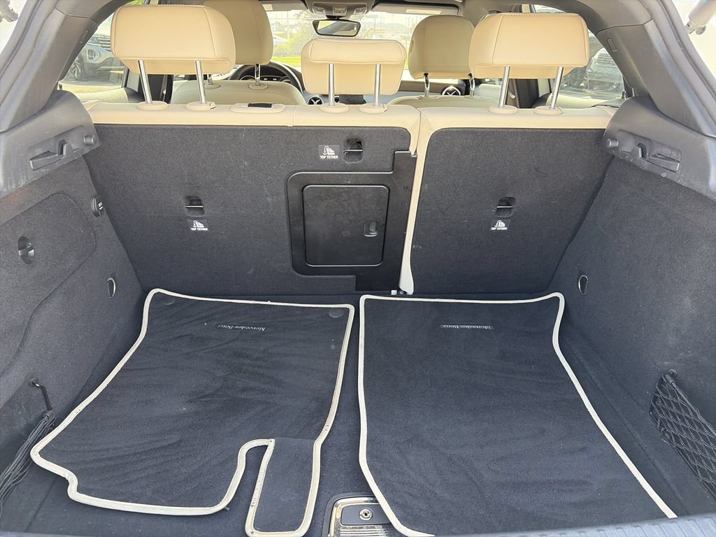 Used 2018 Mercedes-Benz GLA 250 image 32