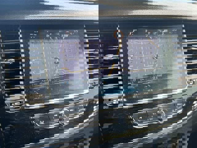 Used 2018 Buick Encore Essence FWD image 7