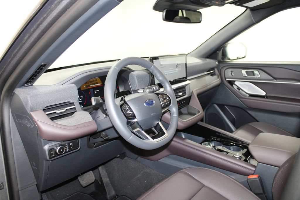 New 2026 Ford Explorer Platinum RWD image 23
