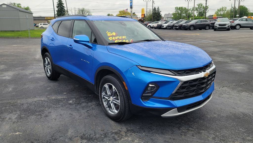 Used 2024 Chevrolet Blazer LT FWD image 16