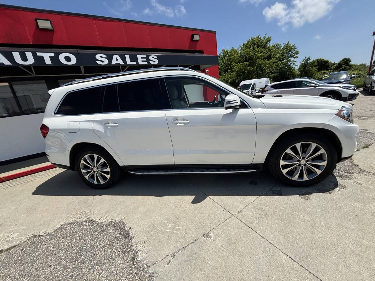 Used 2016 Mercedes-Benz GL 320 GL 350 BlueTEC AWD 4MATIC 4dr image 27