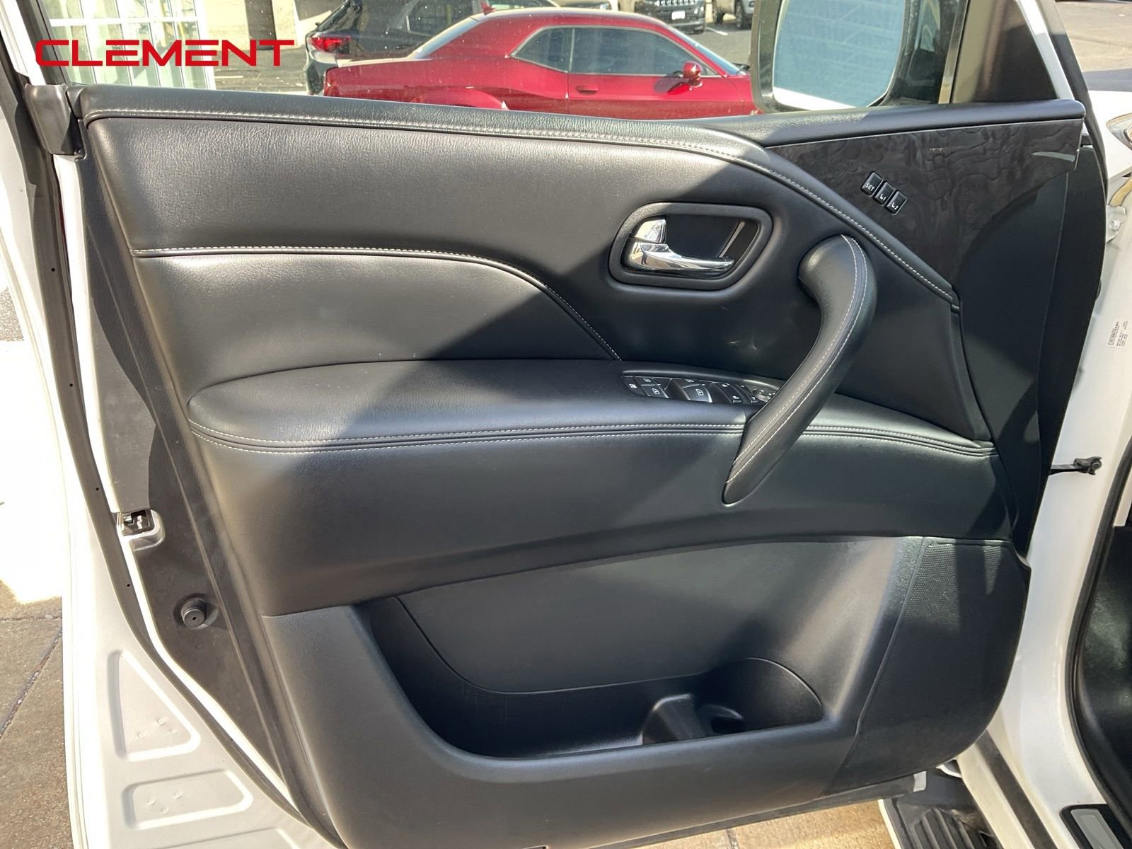 Used 2024 INFINITI QX80 Luxe image 18