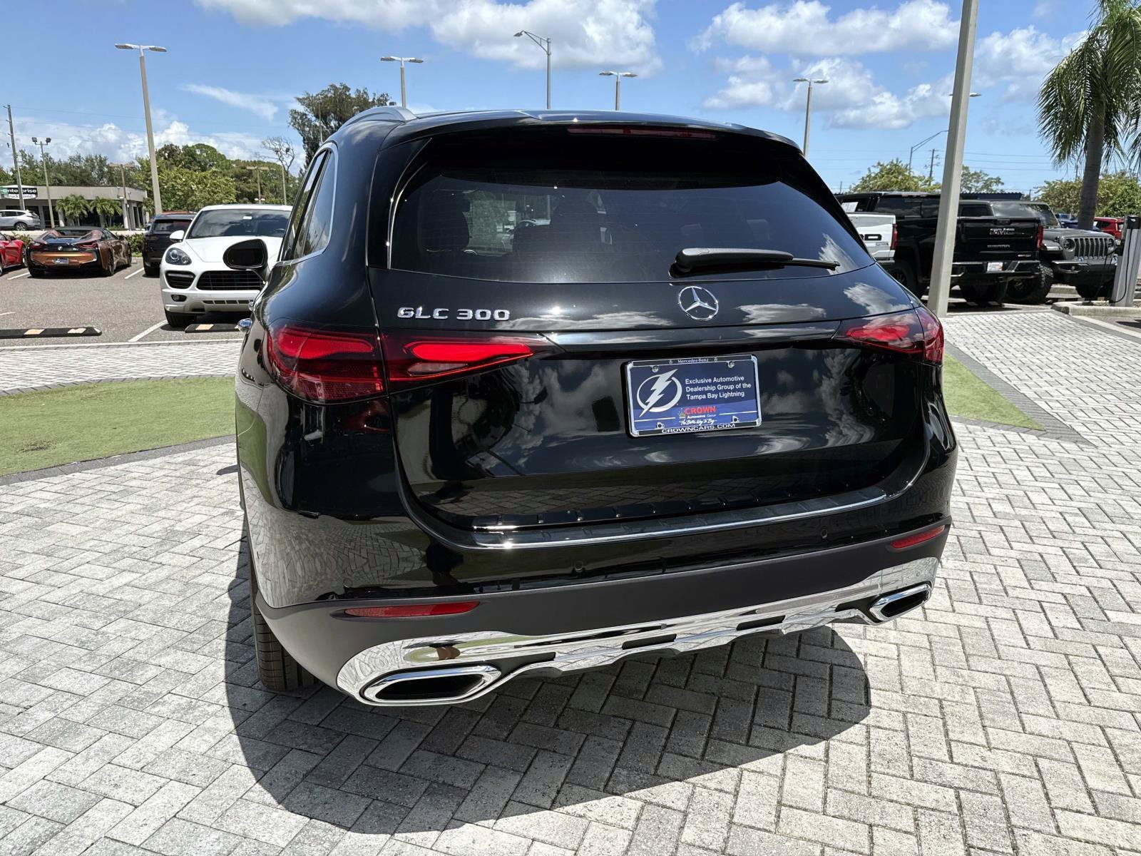 New 2027 Mercedes-Benz GLC 300 image 9