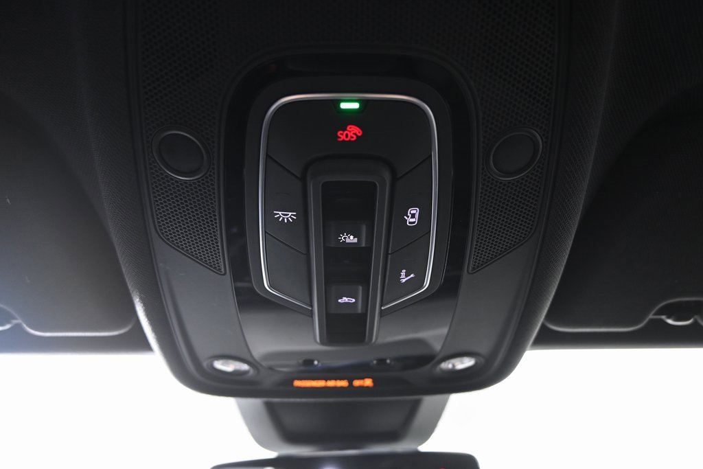 Used 2021 Audi RS Q8 image 32