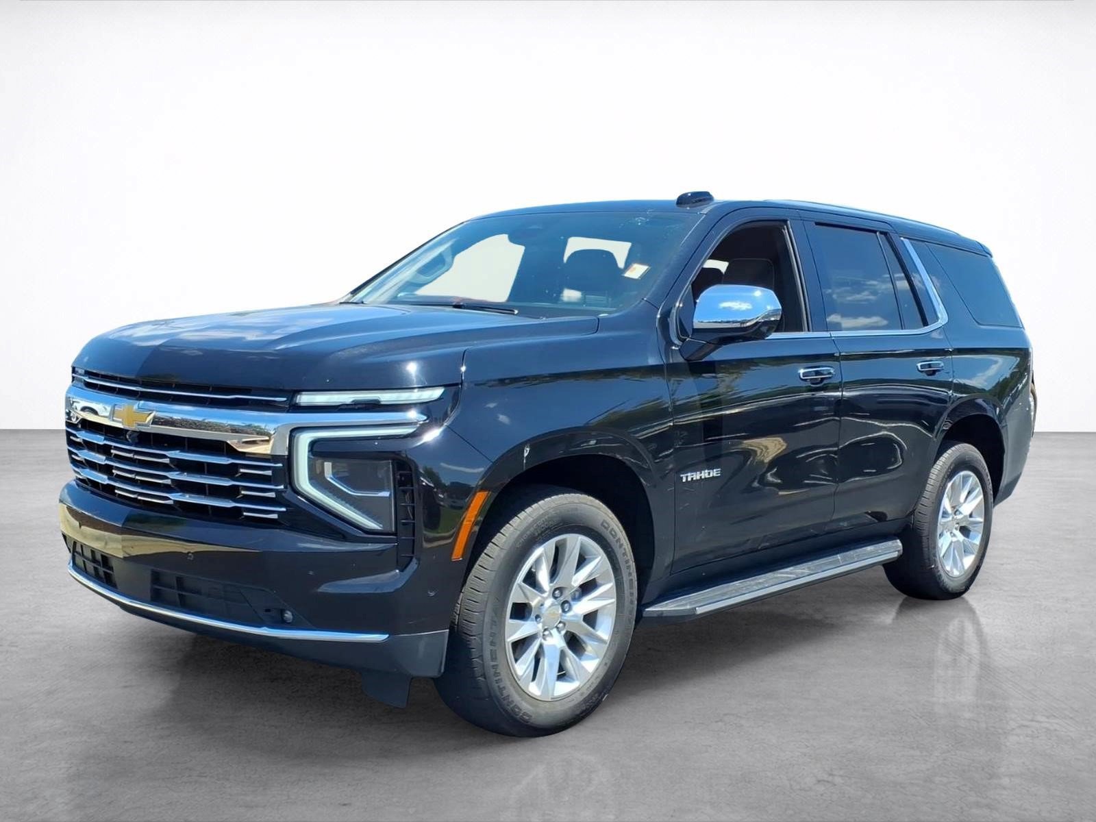 Certified 2025 Chevrolet Tahoe Premier AWD/4WD image 1