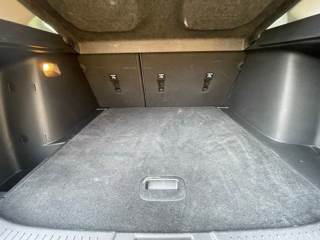 Certified 2025 Chevrolet Trax LT w/ LT Convenience Package image 16