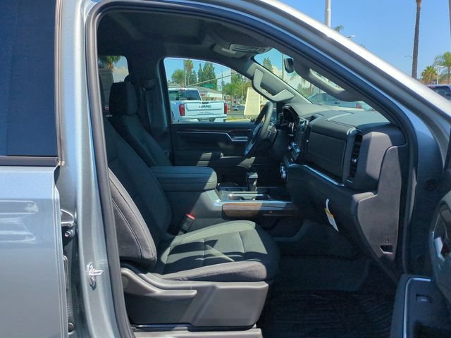 New 2026 GMC Sierra 1500 Elevation w/ LPO, Elevation Black Package AWD/4WD image 29