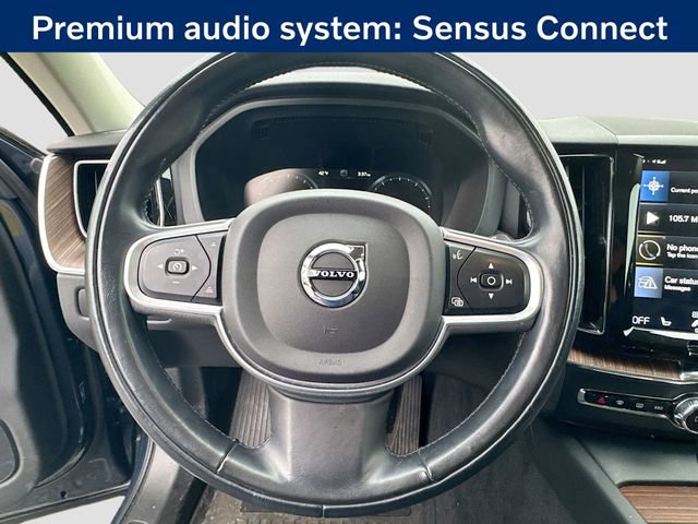 Used 2021 Volvo XC60 T5 Momentum w/ Premium Package image 12
