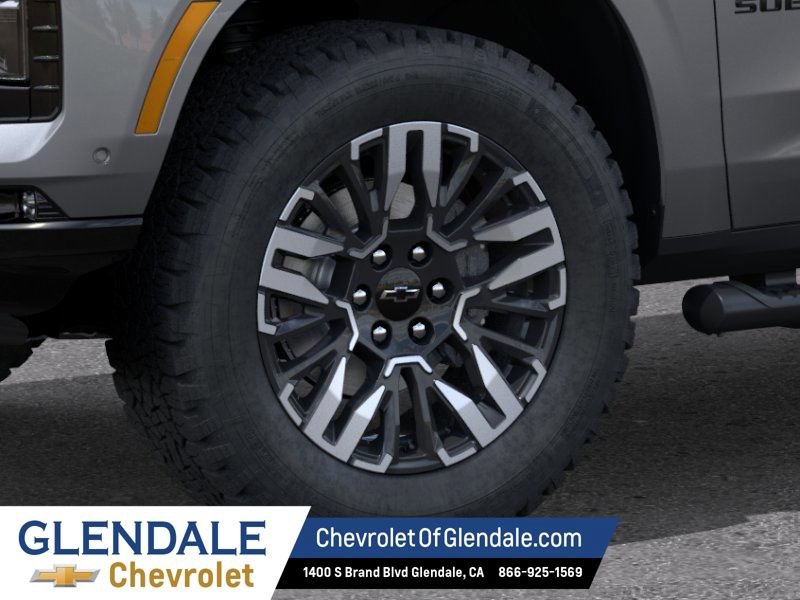 New 2026 Chevrolet Suburban Z71 w/ Comfort Package AWD/4WD image 9