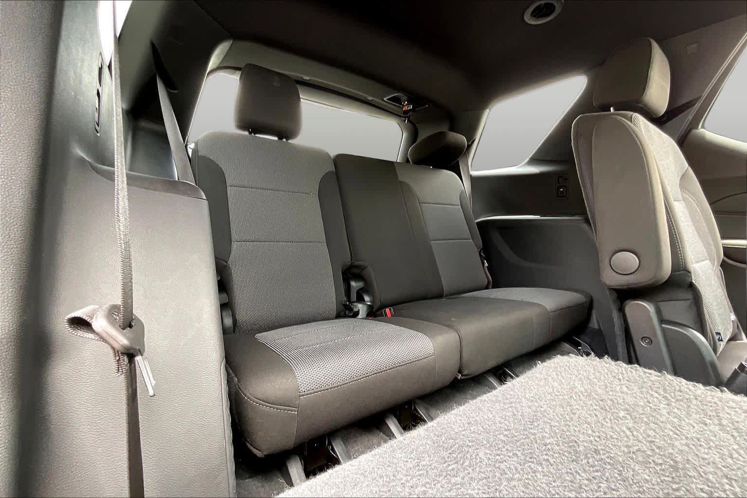 Certified 2023 Chevrolet Traverse LT FWD image 27
