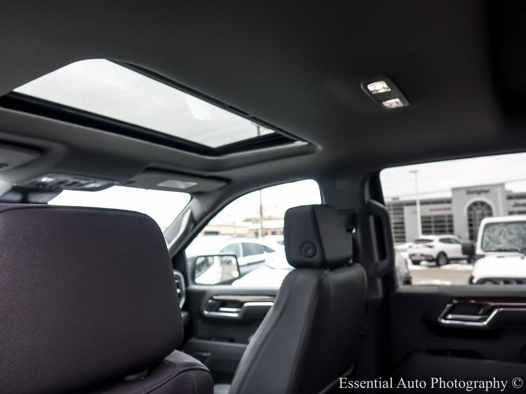 Used 2025 GMC Sierra 1500 Elevation w/ Elevation Premium Package image 12