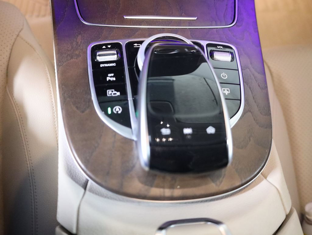 Certified 2018 Mercedes-Benz E 400 4MATIC Sedan image 24