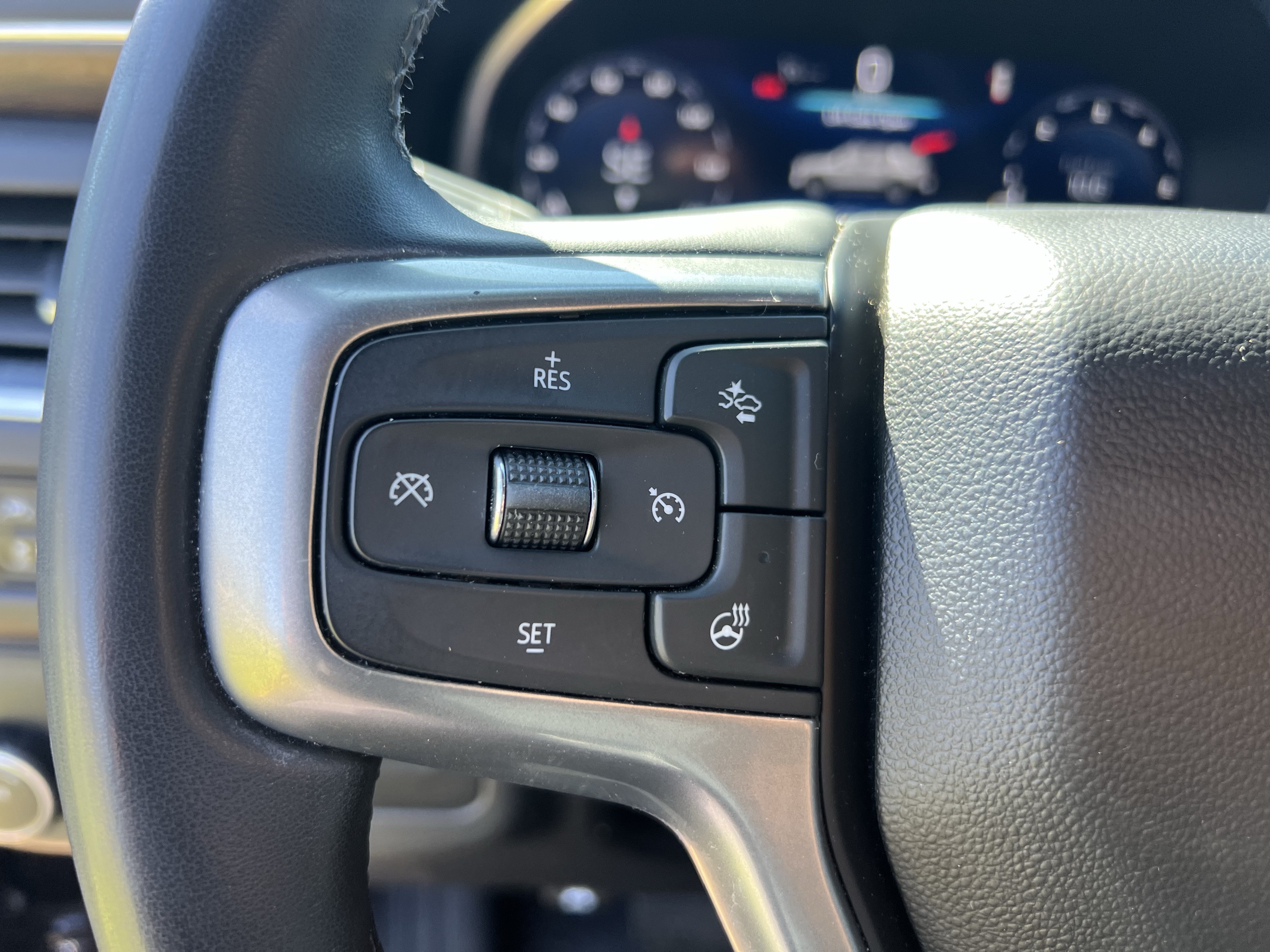 Used 2023 Chevrolet Tahoe Premier RWD image 21
