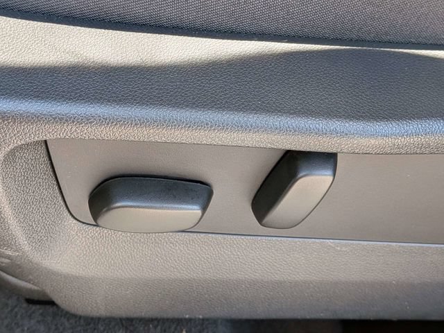 Used 2023 Buick Envision Avenir FWD image 21