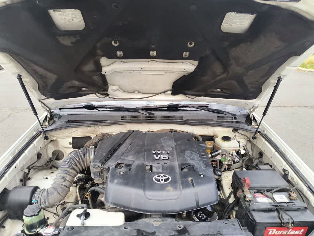 Used 2004 Toyota 4Runner Sport AWD/4WD image 24