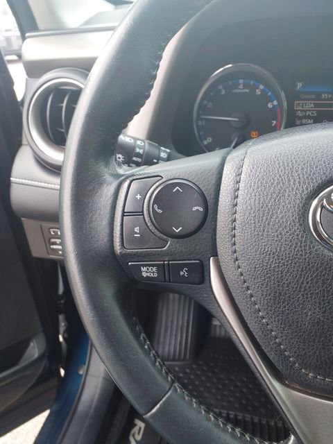 Used 2017 Toyota RAV4 Limited image 25