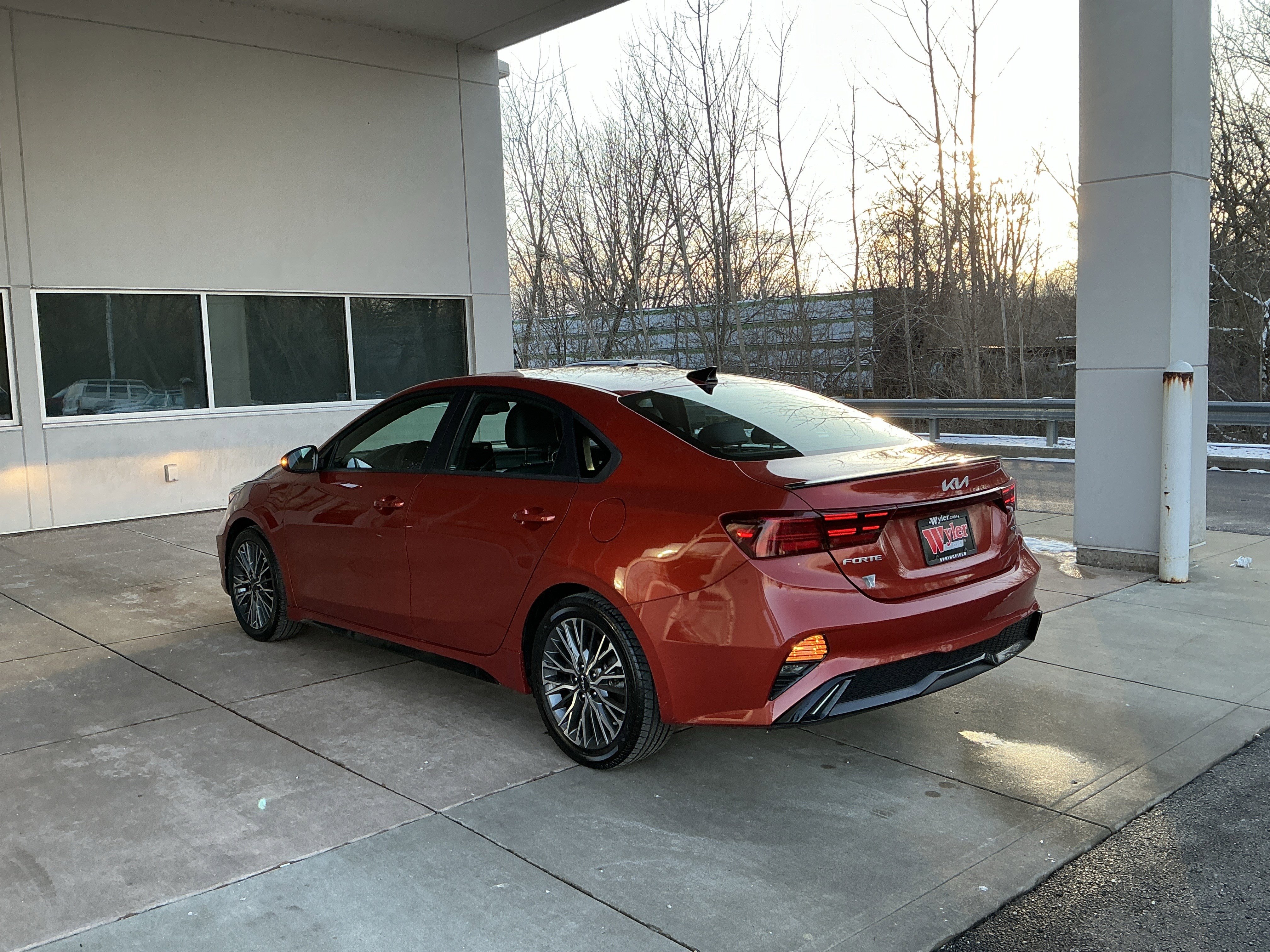 Used 2022 Kia Forte GT-Line w/ GT-Line Premium Package image 20