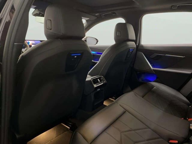 Used 2025 BMW i5 eDrive40i image 18