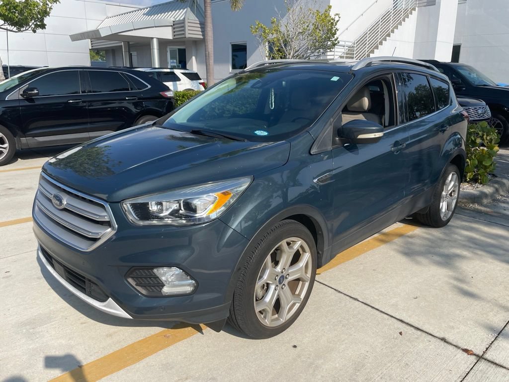 Used 2019 Ford Escape Titanium FWD image 2