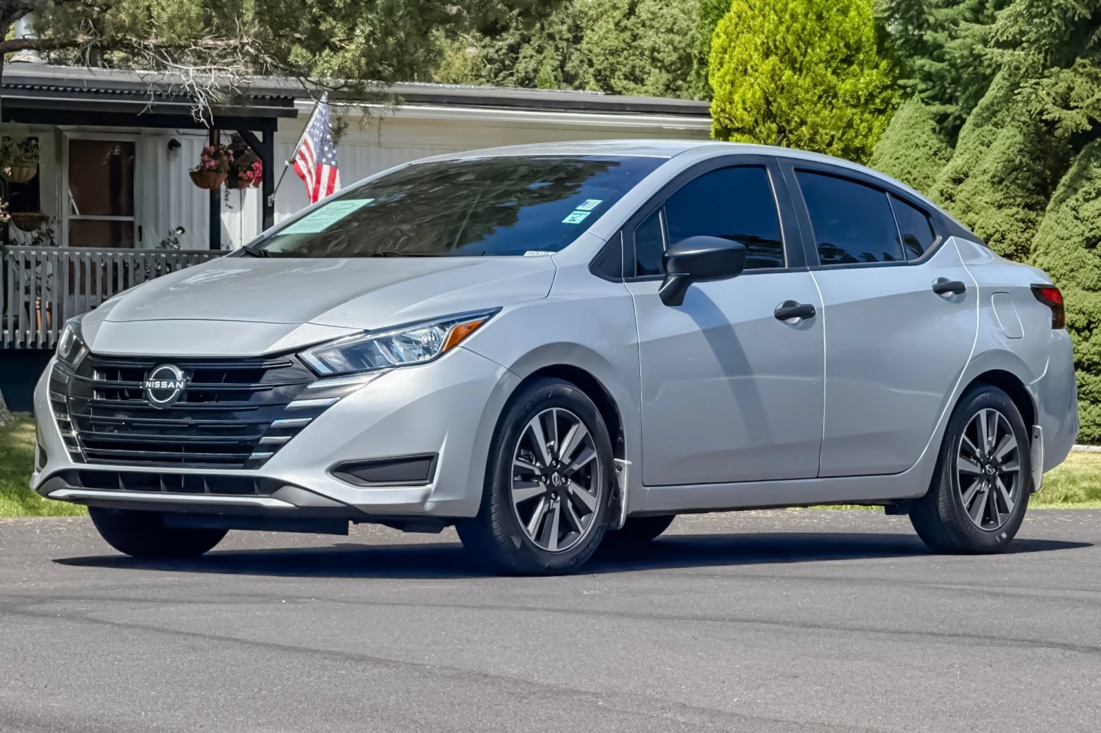 Used 2024 Nissan Versa S w/ S Plus Package FWD image 9