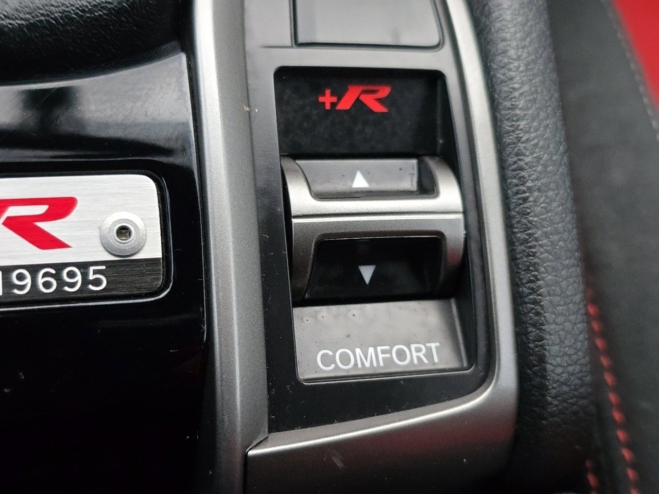 Certified 2018 Honda Civic Type R image 7