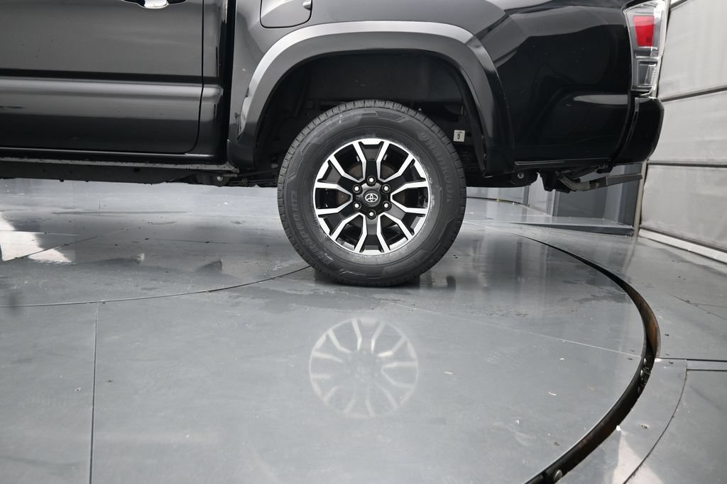 Used 2023 Toyota Tacoma TRD Sport w/ Advanced Technology Package AWD/4WD image 14
