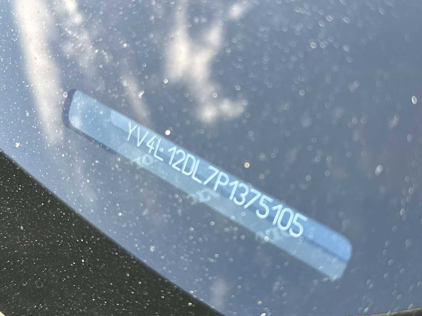 Used 2023 Volvo XC60 B5 Plus w/ Protection Package Premier image 31